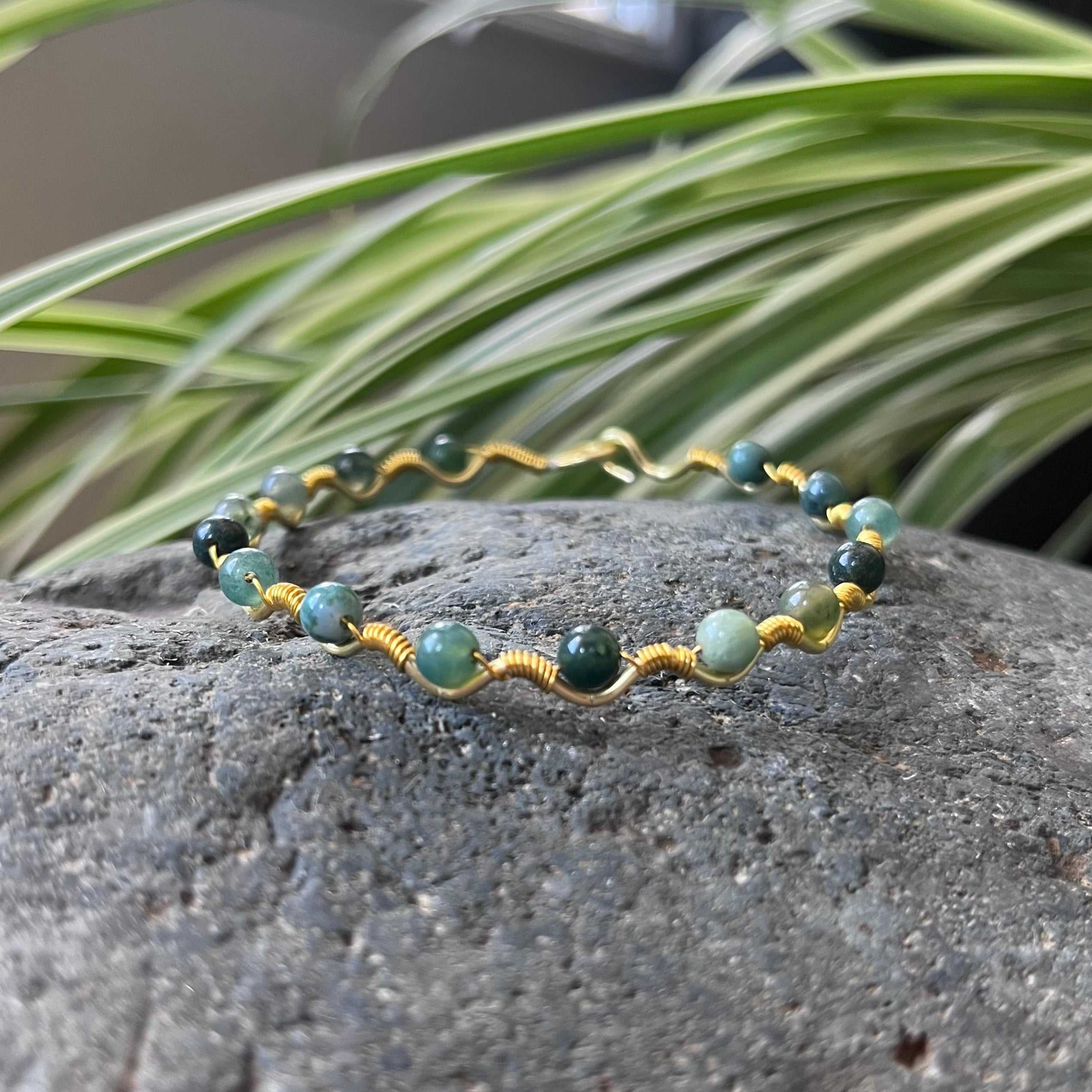 Handmade Gold Wire Green Moss Agate Bangle