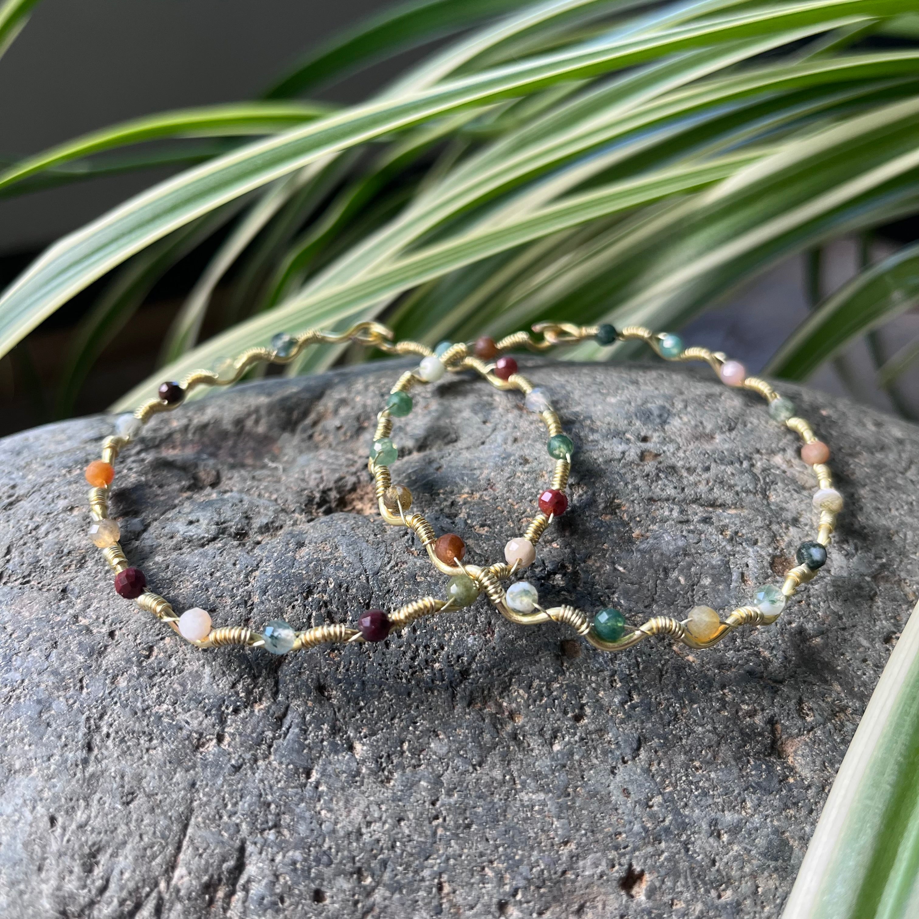 Handmade Gold Wire Indian Agate Bangle