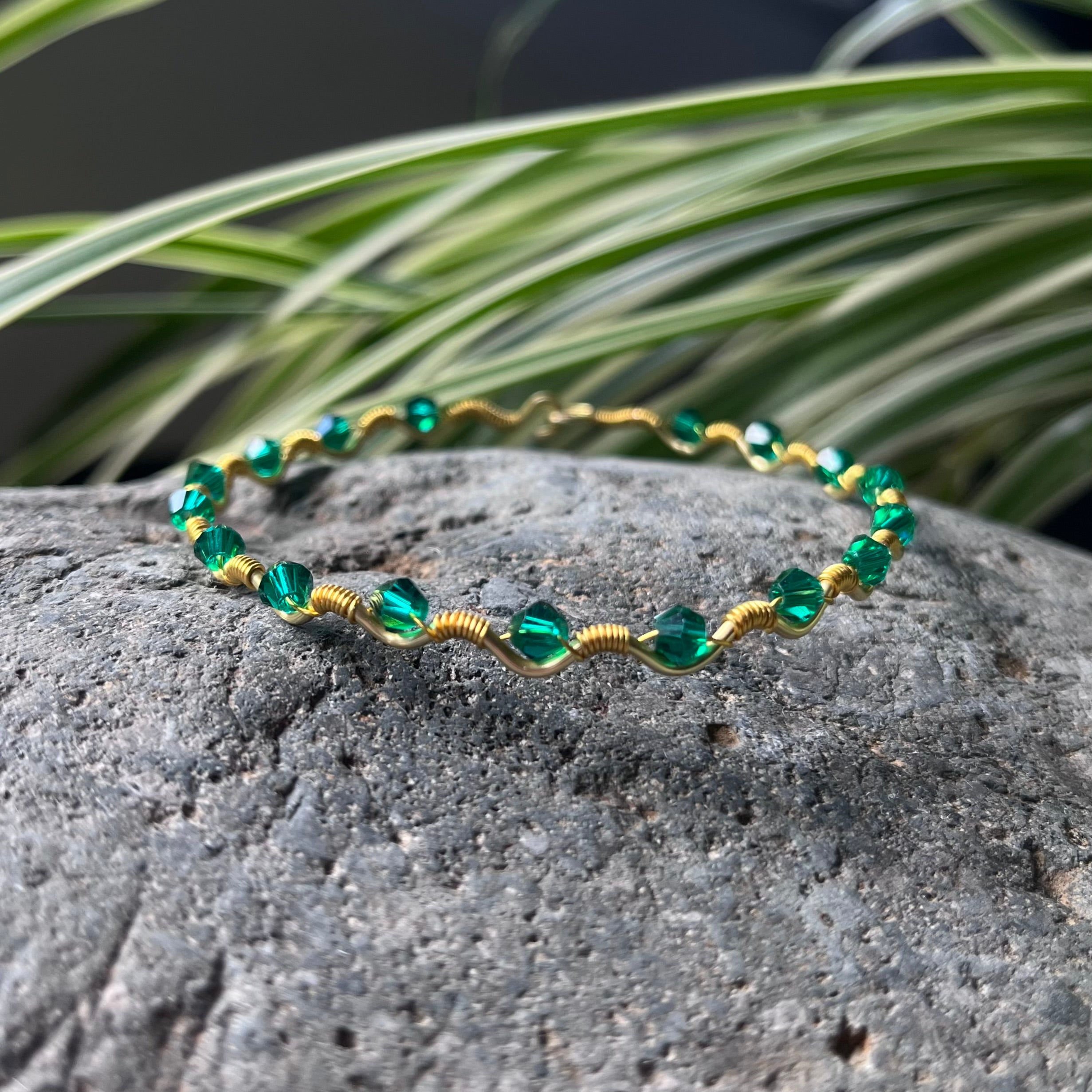 Handmade Gold Wire Glass Bead Bangle